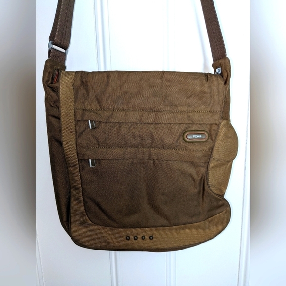 TUMI Brown Large Satchel Computer Comuter Bag - Picture 1 of 7